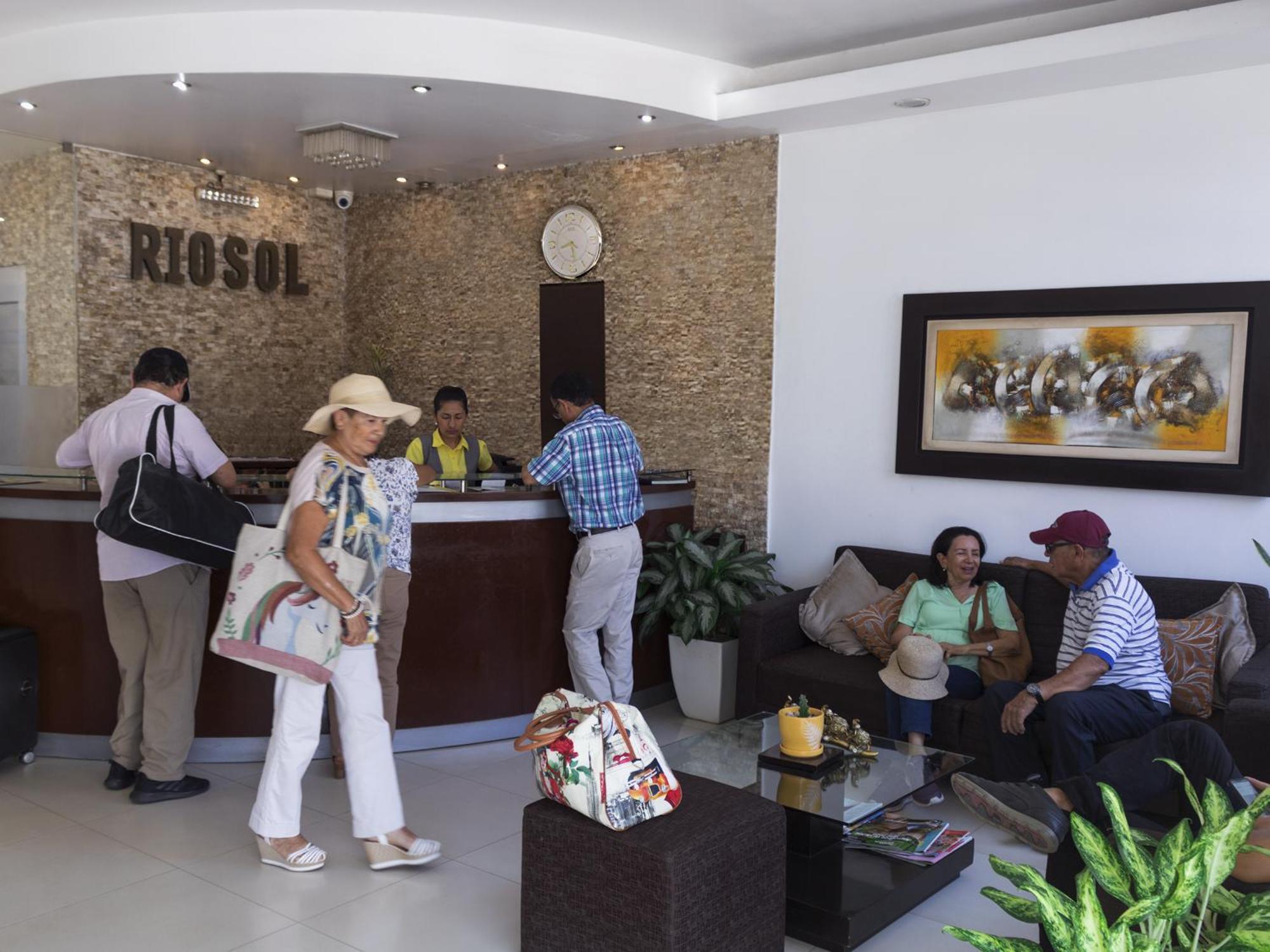 Riosol Tarapoto Hotel Екстер'єр фото